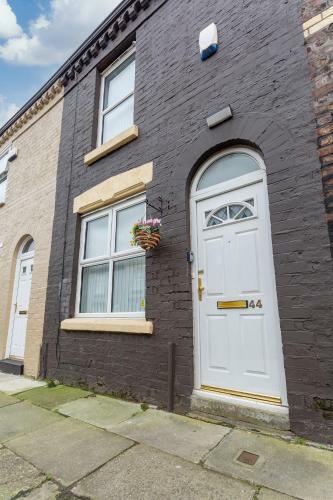 44 Stonehill Street