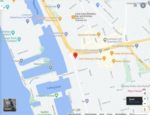 Liverpool Superb Rated Apartment With Private Parking