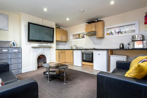 Hostal Double Bedroom In Superb House In Great Location * 7