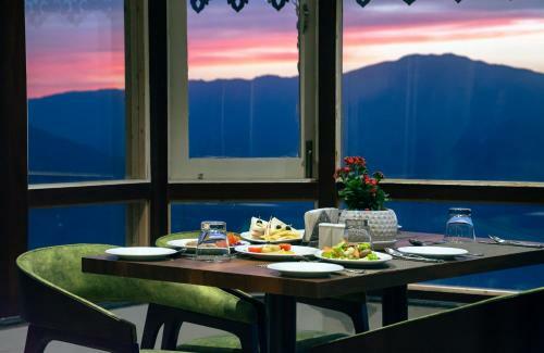 Hotel Sumi Vista T V Tower Darjeeling