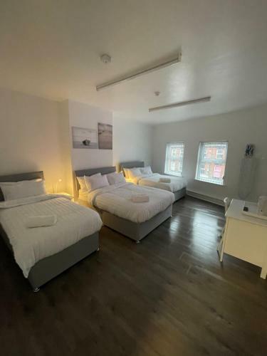 Hotel County Road Accommodation