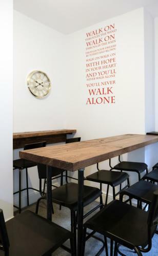Apartamento The Kop End Serviced Accommodation - 4 Bedrooms, 2 Bathrooms