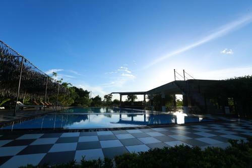 Eco Hotel Black & White - Anuradhapura