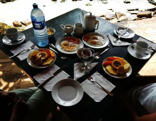 Hostal Coral Beach Hotel