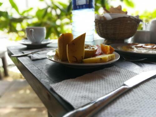 Hostal Coral Beach Hotel