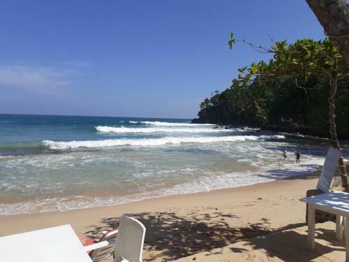 Hostal Coral Beach Hotel