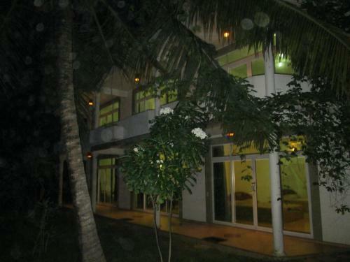Bed & Breakfast Raja Beach Hotel