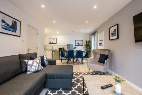 Apartamento Gorgeous 2 Bed Apt - Waterfront, Parking & Balcony - Sleeps 6!