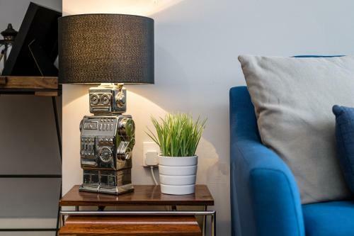 Stylish 2 Bed Apartment - Baltic Area In Central Lpool!
