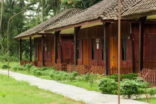 Hostal Balkondes Wringinputih