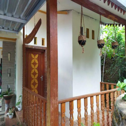 Hostal Borobudur Kampung Homestay - Ismudi
