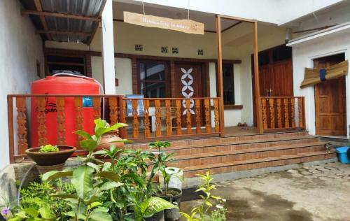 Hostal Borobudur Kampung Homestay - Gumbiro
