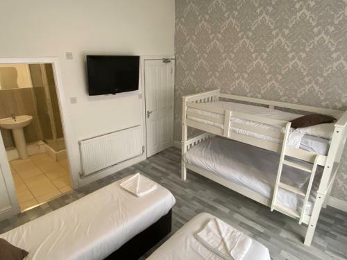 Bed & Breakfast No.6 York Villas Guest House