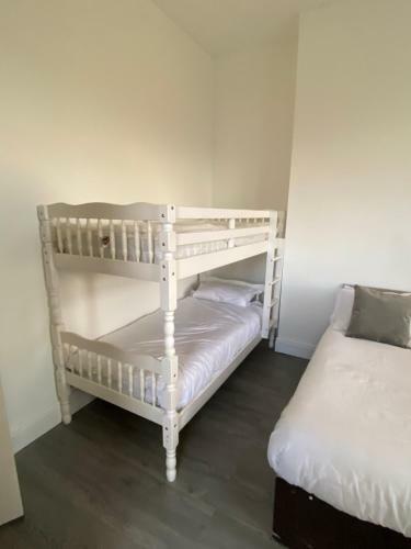 Bed & Breakfast No.6 York Villas Guest House