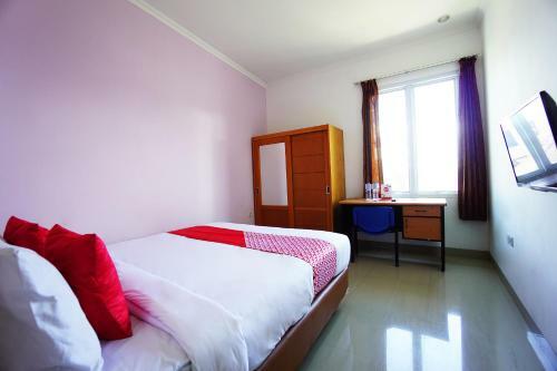 Hotel Vaccinated Staff - Oyo 1573 Mahera Guest House