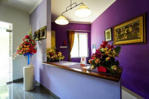 Hotel Vaccinated Staff - Oyo 1573 Mahera Guest House