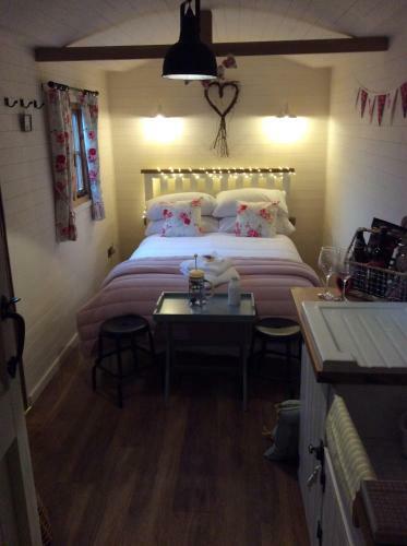 Llangollen Shepherds Huts