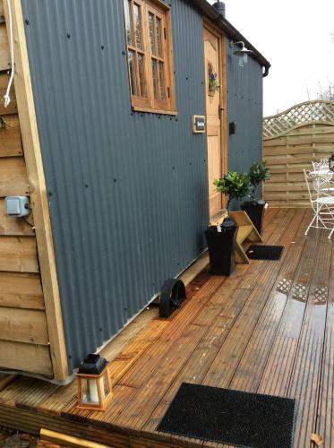 Llangollen Shepherds Huts