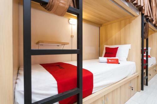 Hostal Reddoorz Hostel @ Malang City Center 2