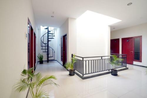 Albergue Dparagon Songgolangit