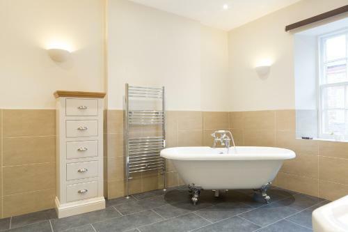 Apartamento Netherby Hall By Underthedoormat