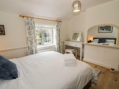 Periwinkle Cottage