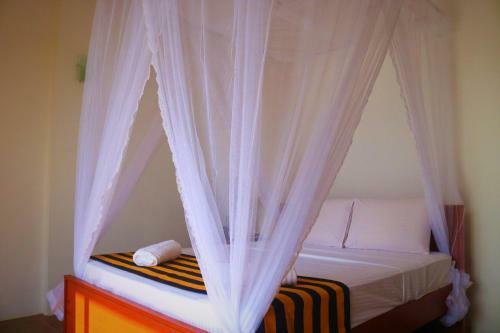 Hostal Floating2ella