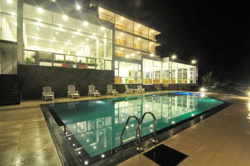 Hotel Heaven's Edge