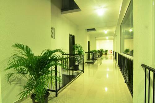Hotel Heaven's Edge