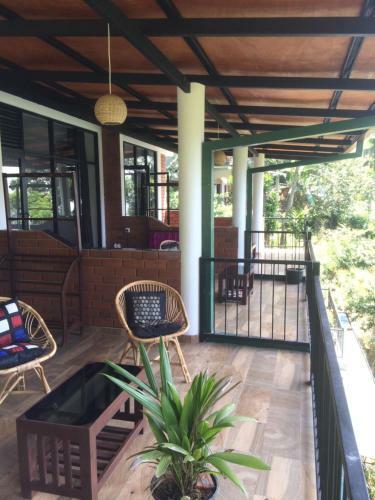 Hostal Rock Side Inn - Ella