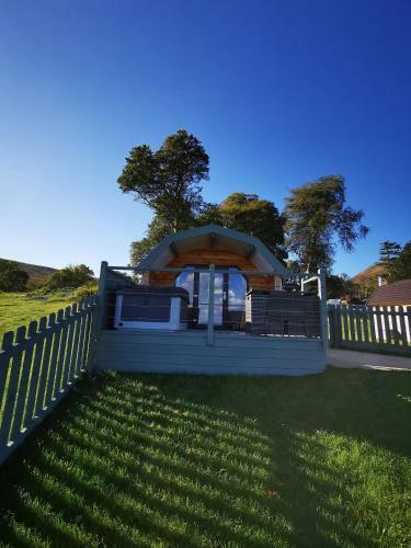 Bonnie Barns - Luxury Glamping With Hot Tubs