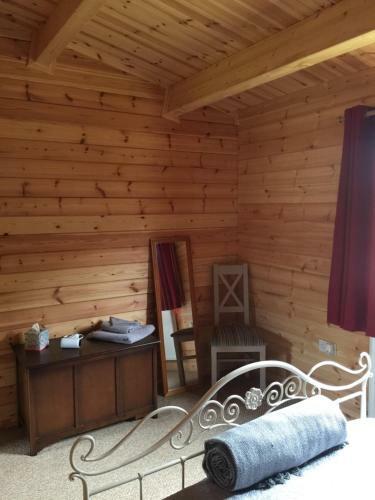 Redwood Lodge