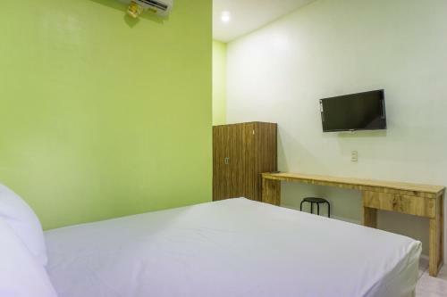 Hotel Oyo Life 2739 Pondok Nadila