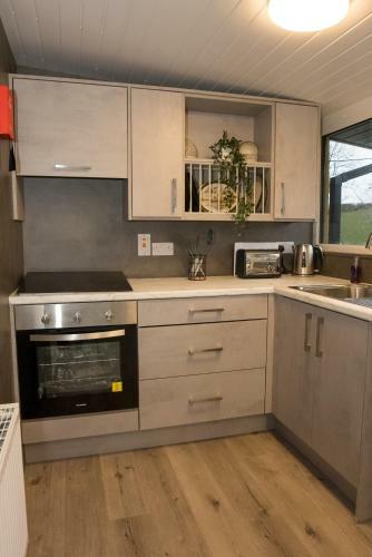 Walsh's - Mill Lodges-cabins