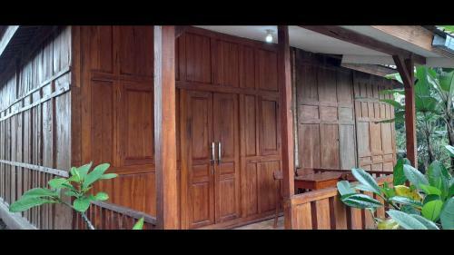 Villa Riverisde Kalijeruk