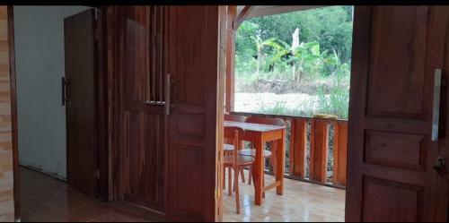 Villa Riverisde Kalijeruk