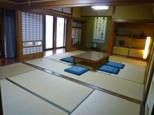 Hostal Guesthouse Azmo - Vacation Stay 22715v