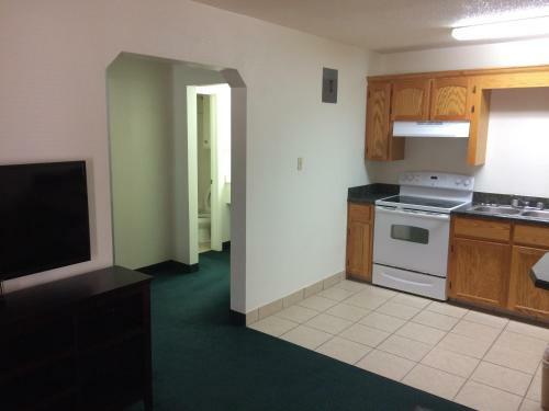 Motel Travel Inn Atlanta Texas
