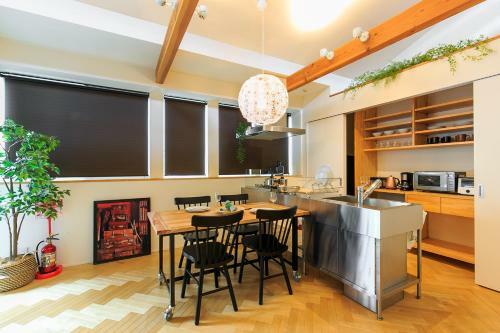 Hotel Trive Osu West