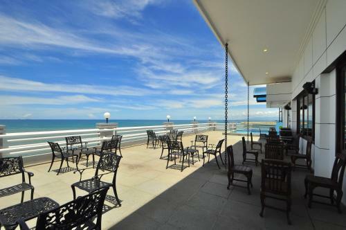 Ocean Beach Hotel Padang