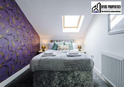 30% Off Monthly Stay/ 4 Bed House/ Free Parking