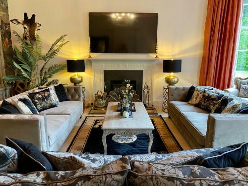 Stunning Scottish Manor House In Private Estate