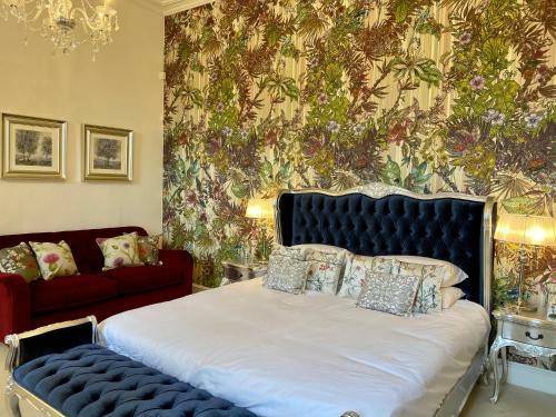 Stunning Scottish Manor House In Private Estate