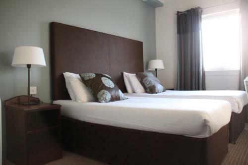 Cairn Hotel