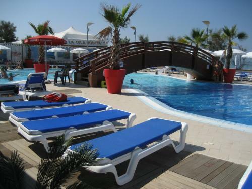 Hotel La Isla Resort