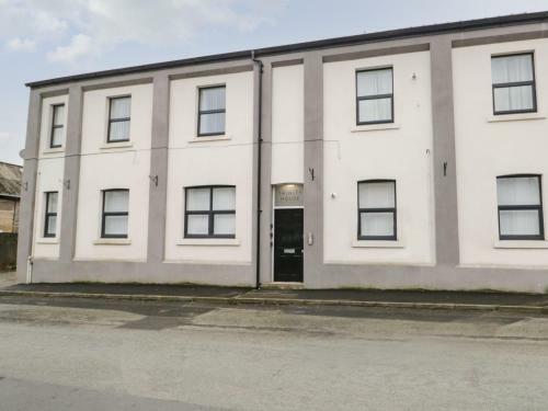 Trinity House Holiday Apartments - Trinity One