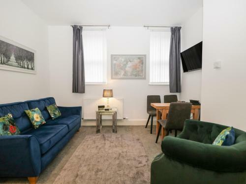 Trinity House Holiday Apartments - Trinity One