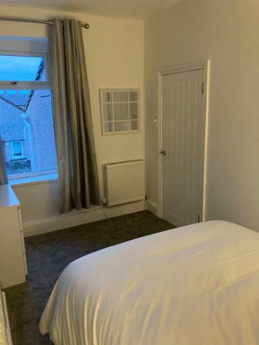 2 Bed Cottage With Private Off Street Parking, Haverigg
