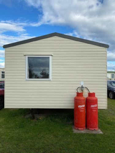 Holiday In Caravan