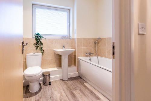 Waterside Lodge By Crew Homes